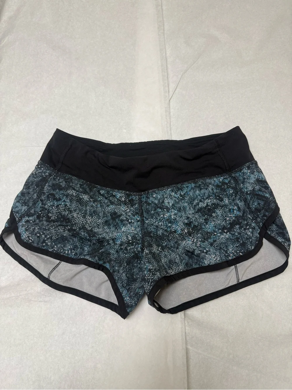 Lululemon Speed Short (2 1/2